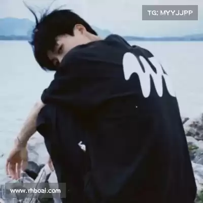 杨蕾凤